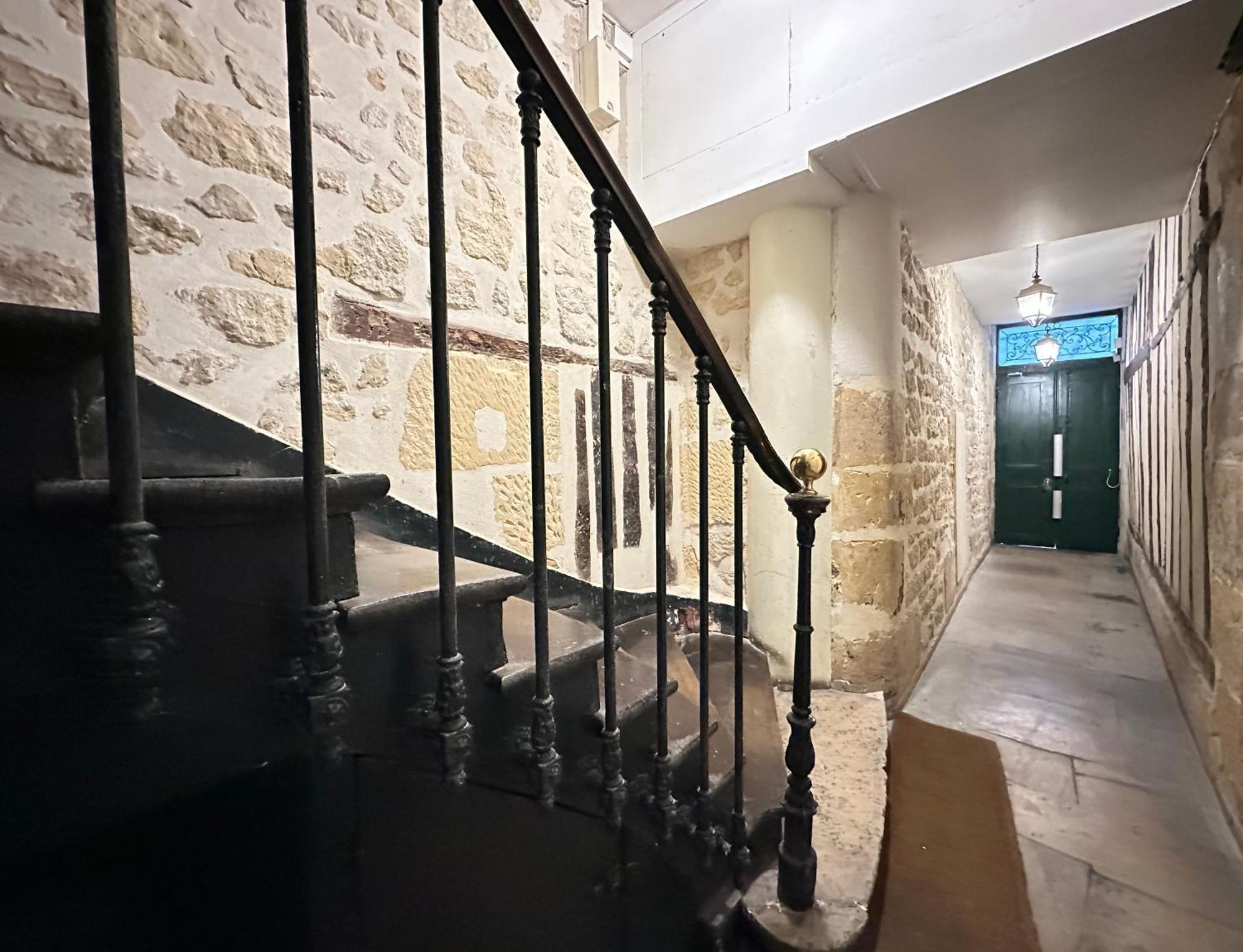 Spacious Studio In Saint-Germain-Des-Pres Leilighet Paris Eksteriør bilde